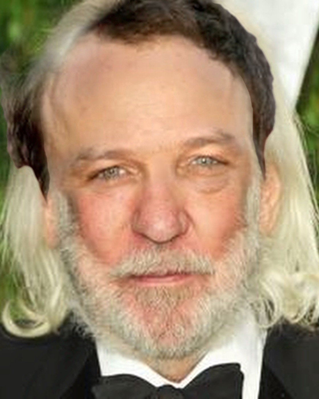 The full photo of Donald Sutherland