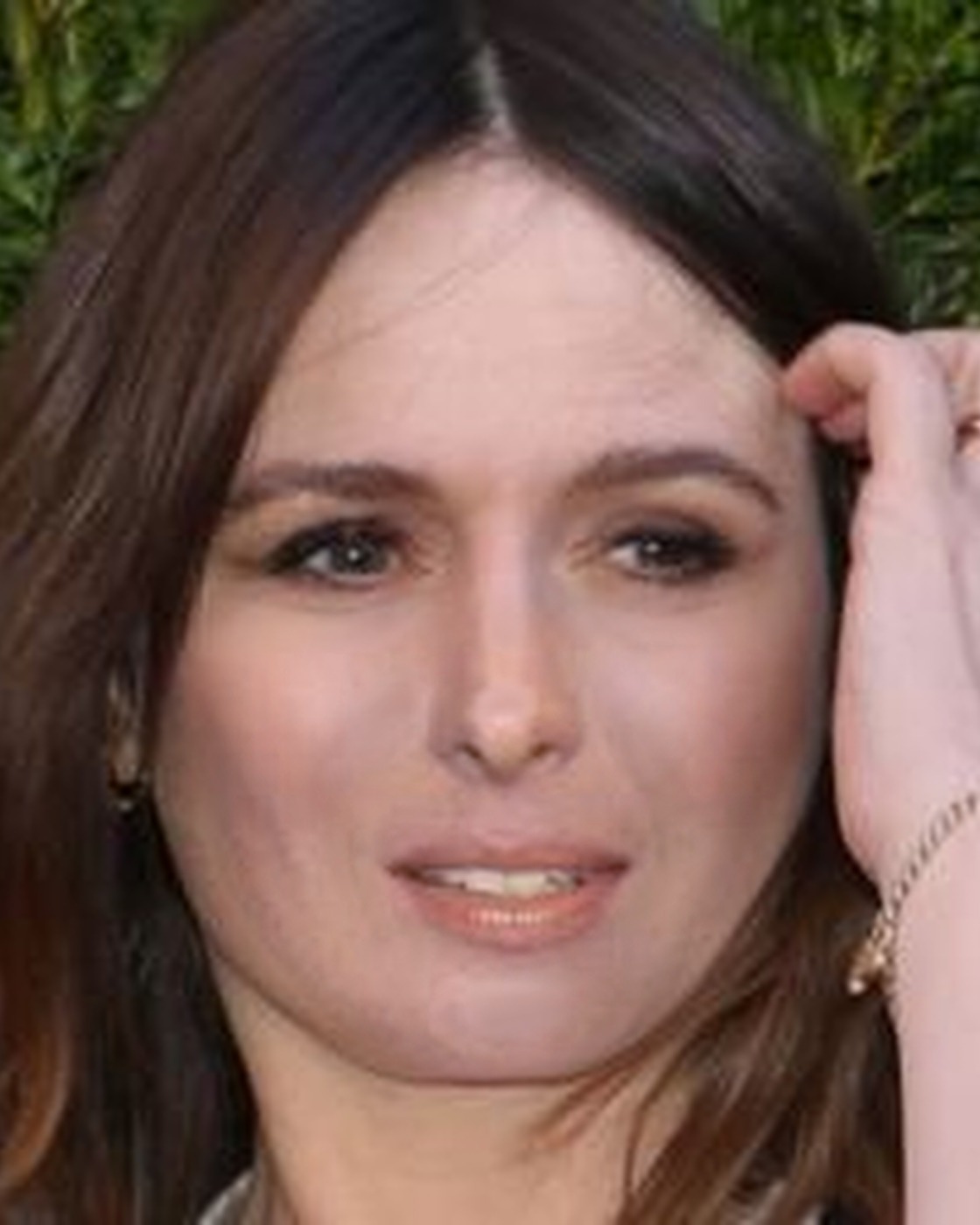 The full photo of Emily Mortimer